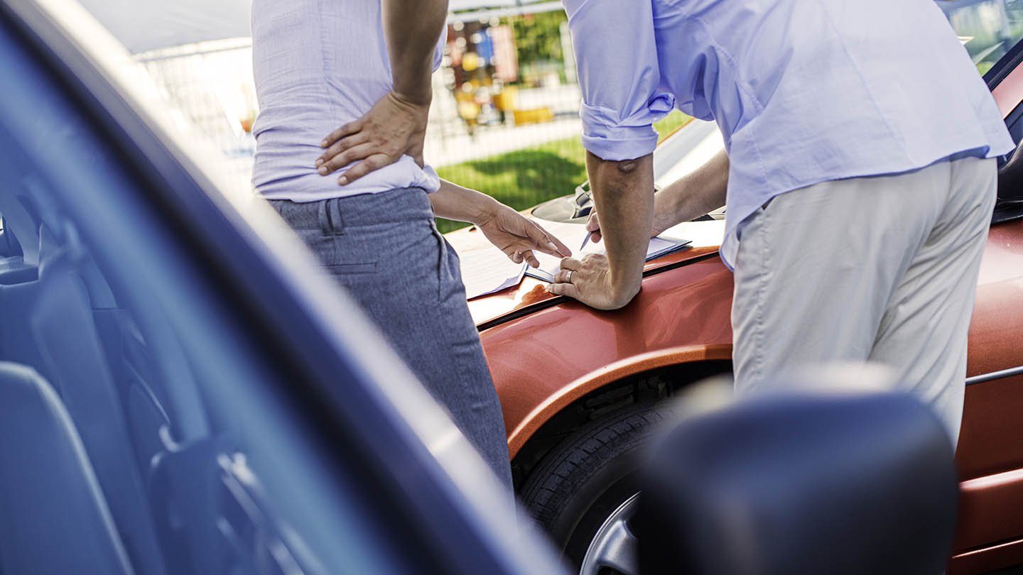 Cómo rellenar un parte de accidente