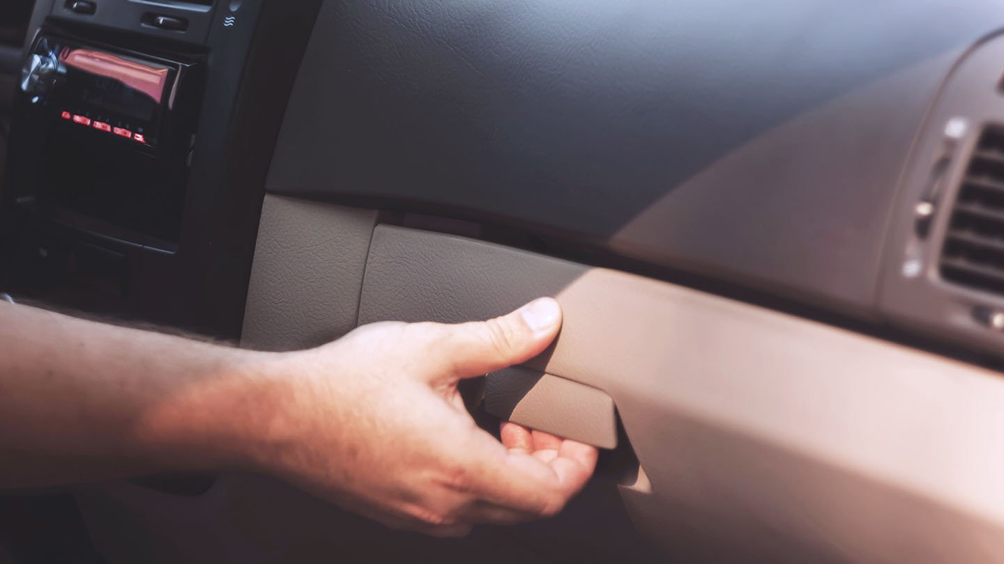 Qué documentación llevar en el coche
