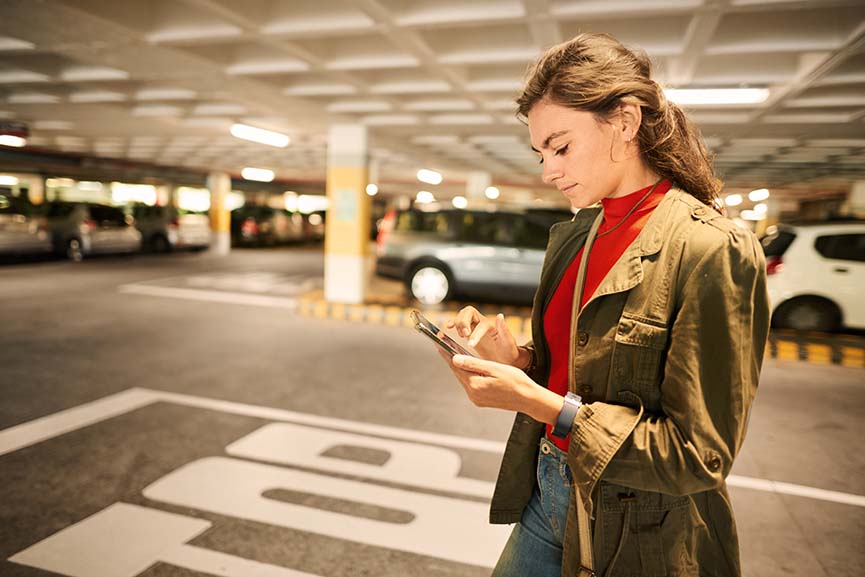Mejores aplicaciones para encontrar aparcamiento con el coche