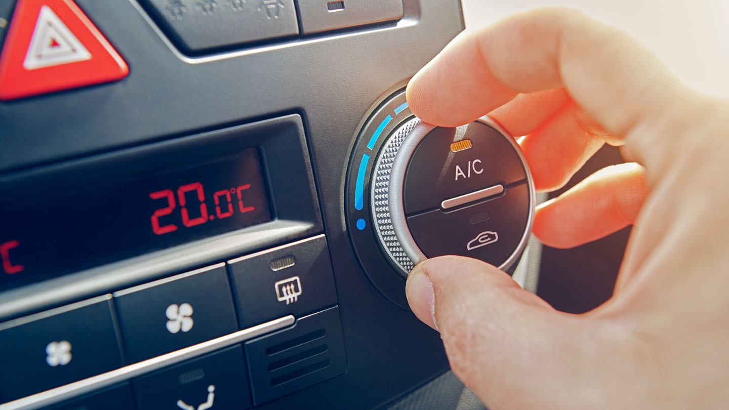 5 averías del aire acondicionado en el coche más comunes