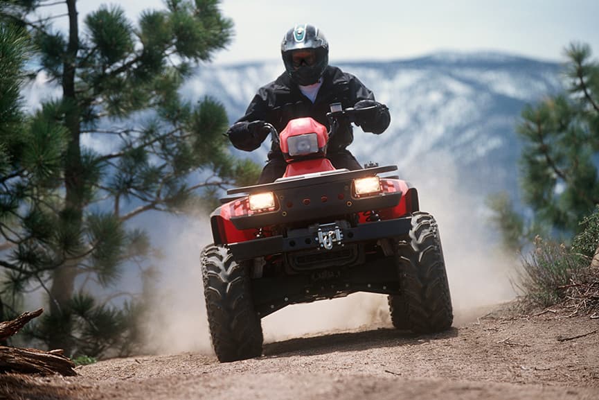 Conducir un QUAD es algo que muchos amantes del volante quieren hacer, pero hay que saber cómo. ¡Te damos los mejores consejos!