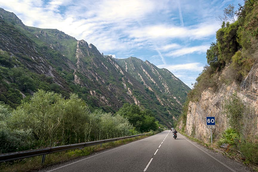 Las mejores rutas en moto por Asturias y alrededores