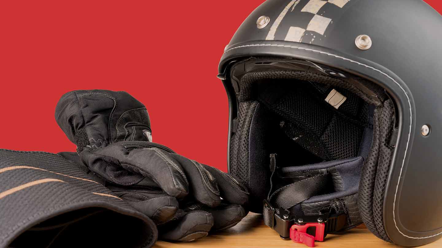 Equipación de la moto básica