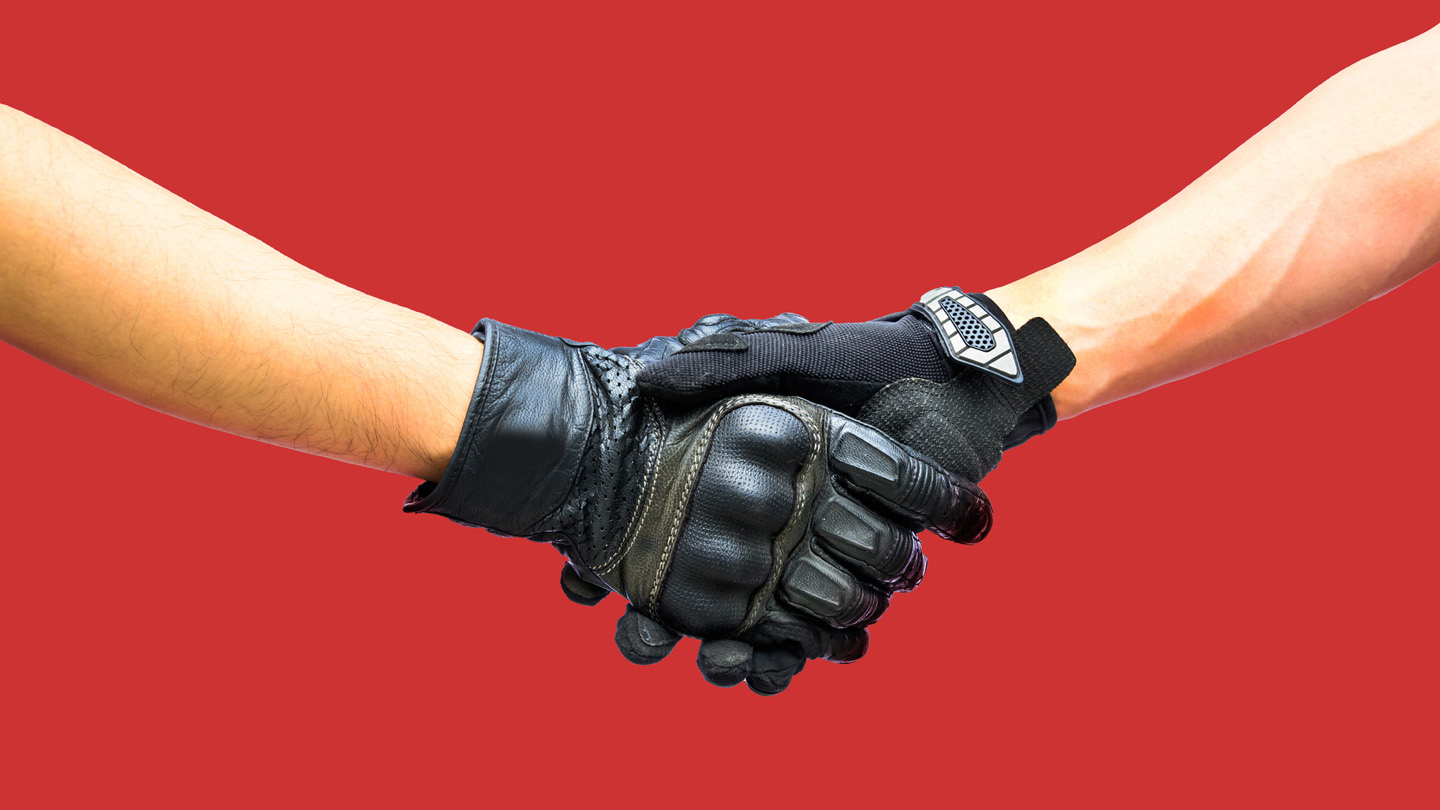 ¿Qué trámites necesito para vender una moto de segunda mano?