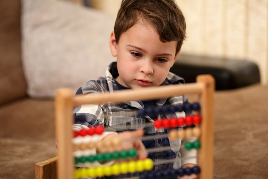 Niños autistas: Síntomas tratamiento