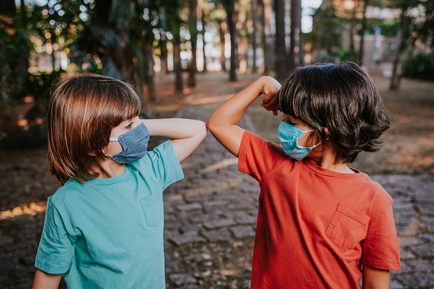 Cómo ayudar a los niños a acostumbrarse al uso de la mascarilla