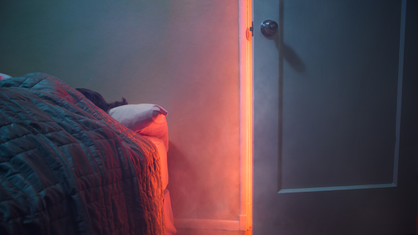 ¿Qué debo hacer si hay un incendio en mi casa?