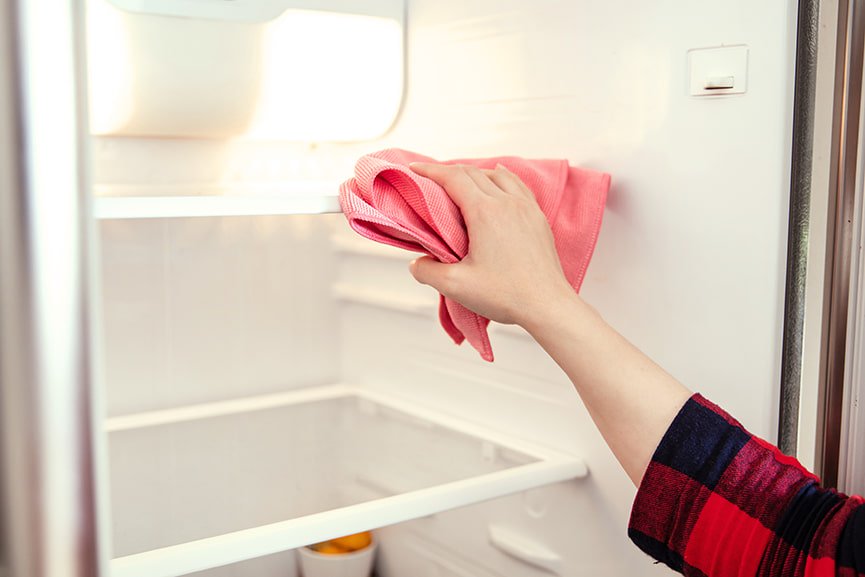 Cómo limpiar el moho del frigorífico