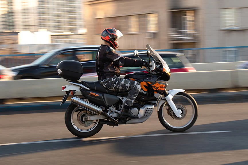 conducir en carretera vs ciudad
