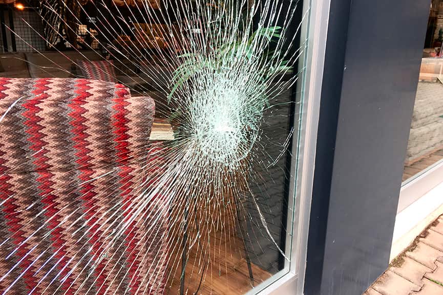 Cobertura de actos vandálicos