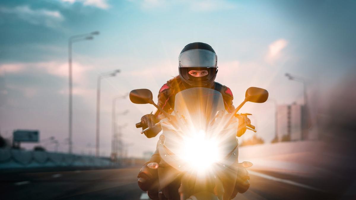 Cambia tu seguro de moto y te bajamos hasta un 20% el precio