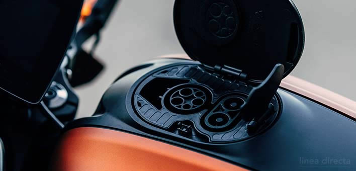 Qué diferencia hay entre un seguro de moto normal y uno de moto eléctrica