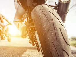 Consejos para hacer rutas en moto con un grupo