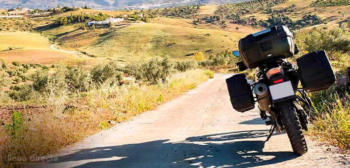 Distribuir equipaje en la moto