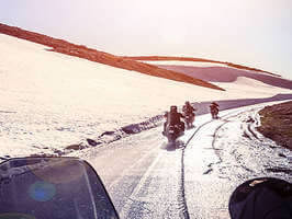 Consejos para conducir tu moto en invierno